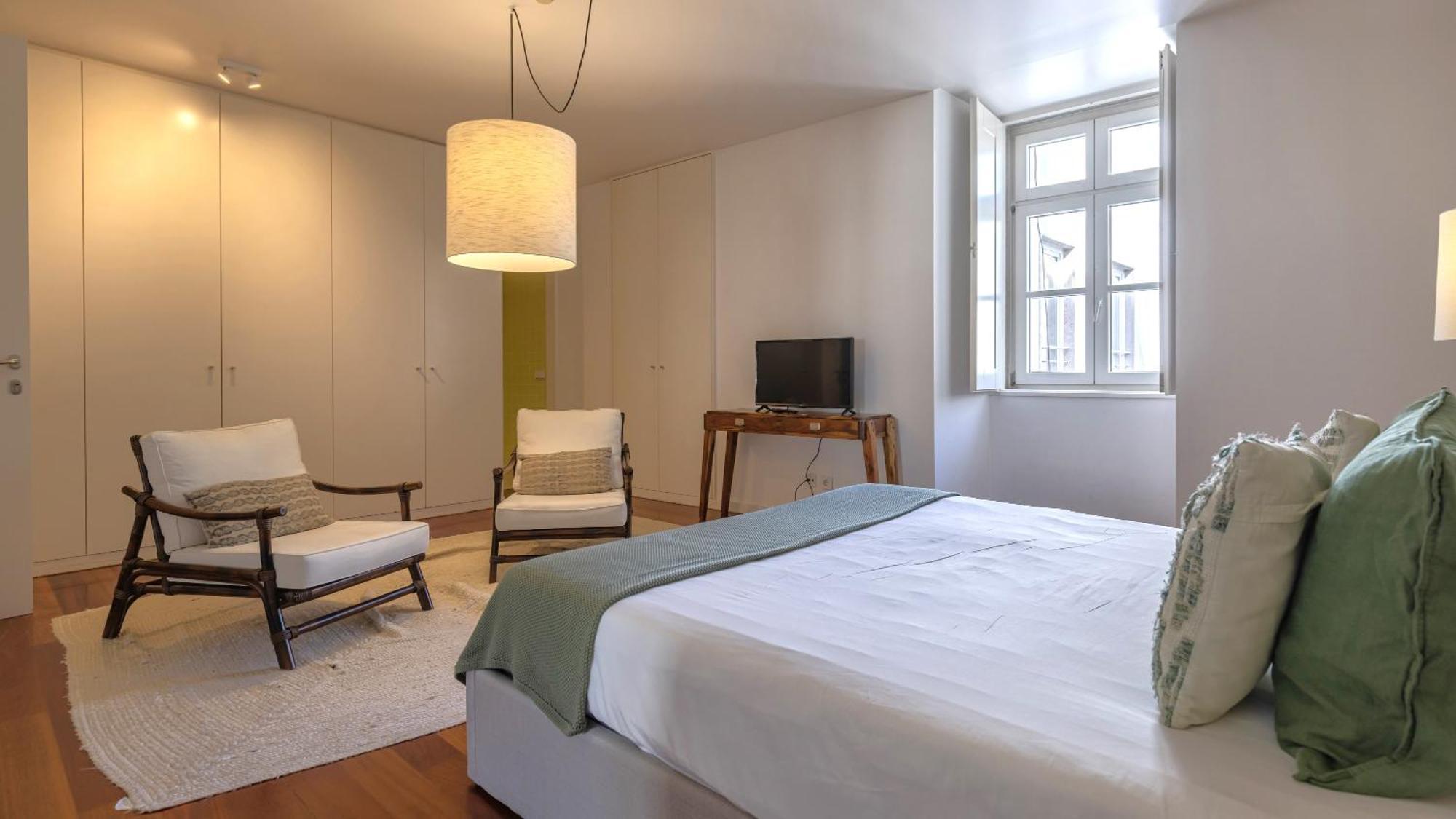 Lovelystay - Chiado 3bedroom Wonder Apartamento Lisboa
